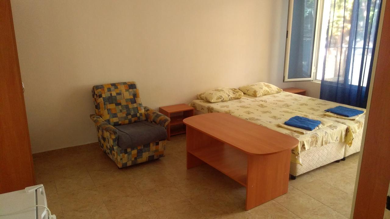 Park 1 Hotel Kiten  Bagian luar foto